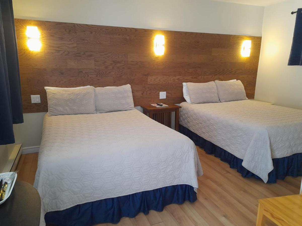 Three Island Motel Bobcaygeon
